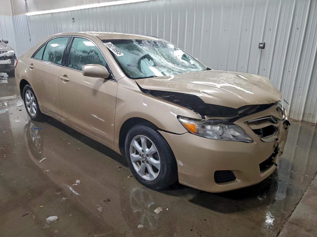 2011 TOYOTA CAMRY