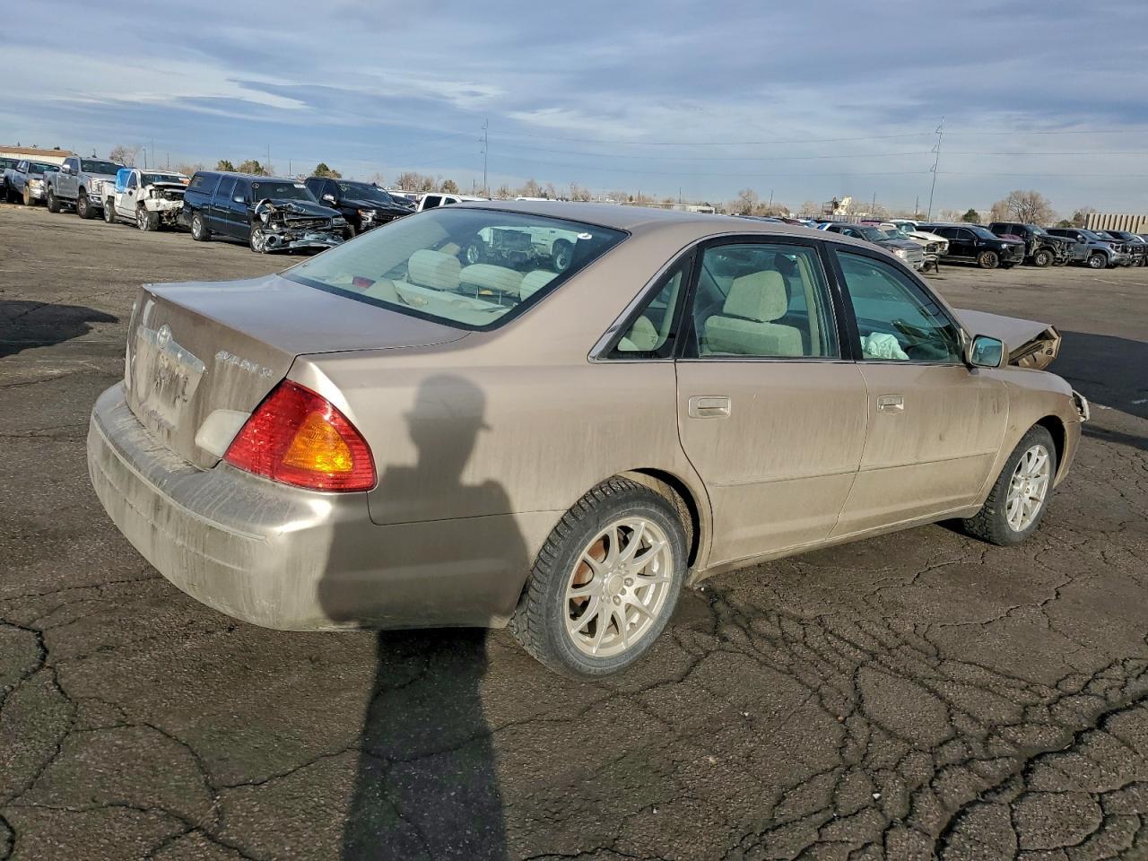 2001 TOYOTA Avalon