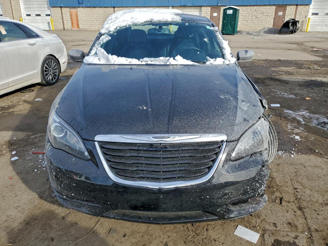 2012 CHRYSLER 200