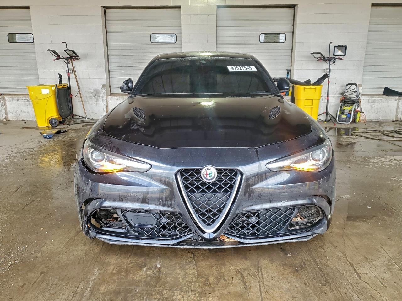 2017 ALFA ROMEO Giulia