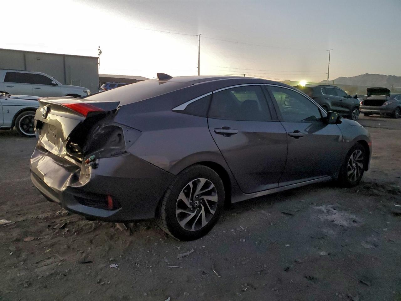 2018 HONDA CIVIC