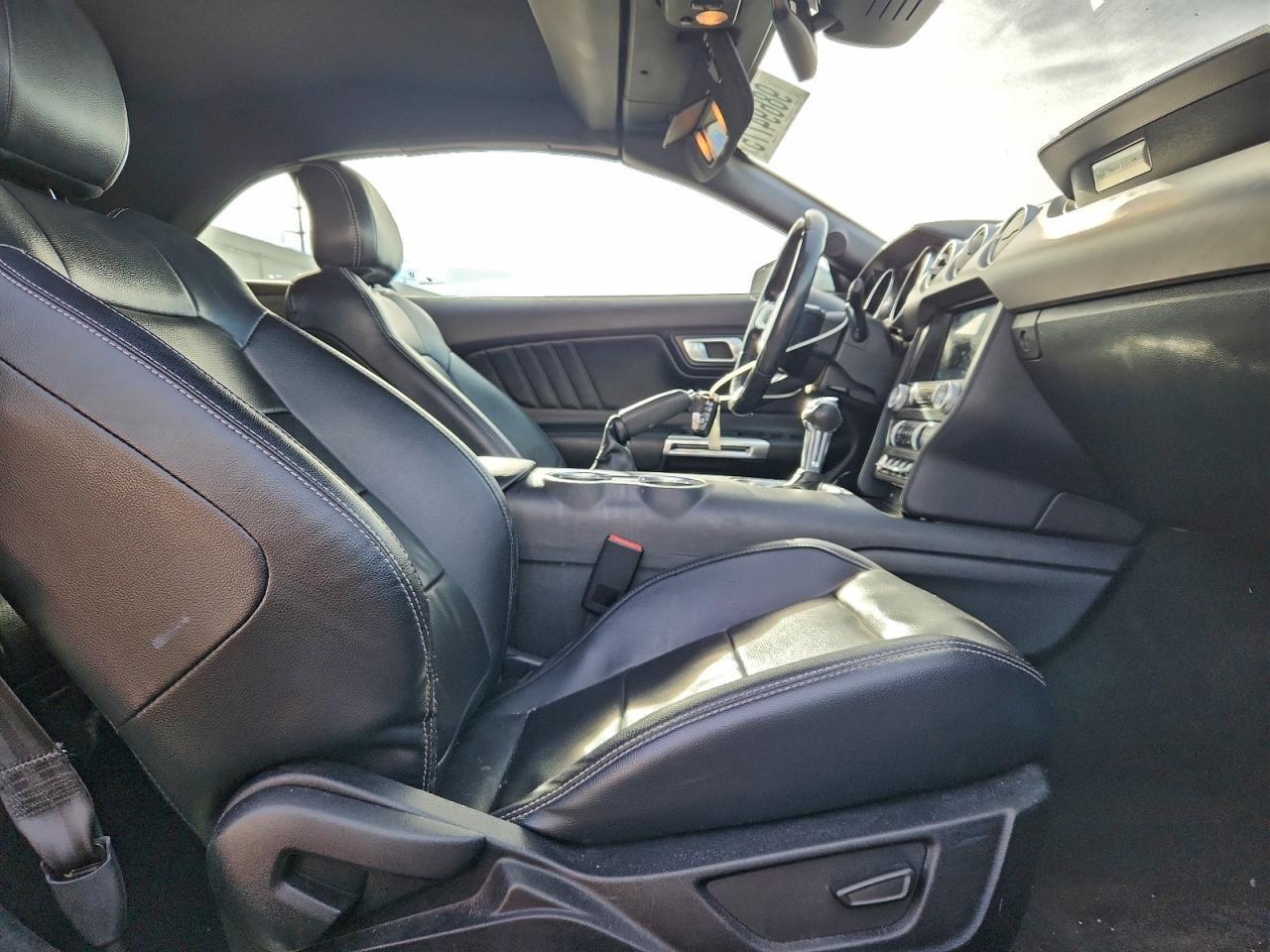 2022 FORD MUSTANG