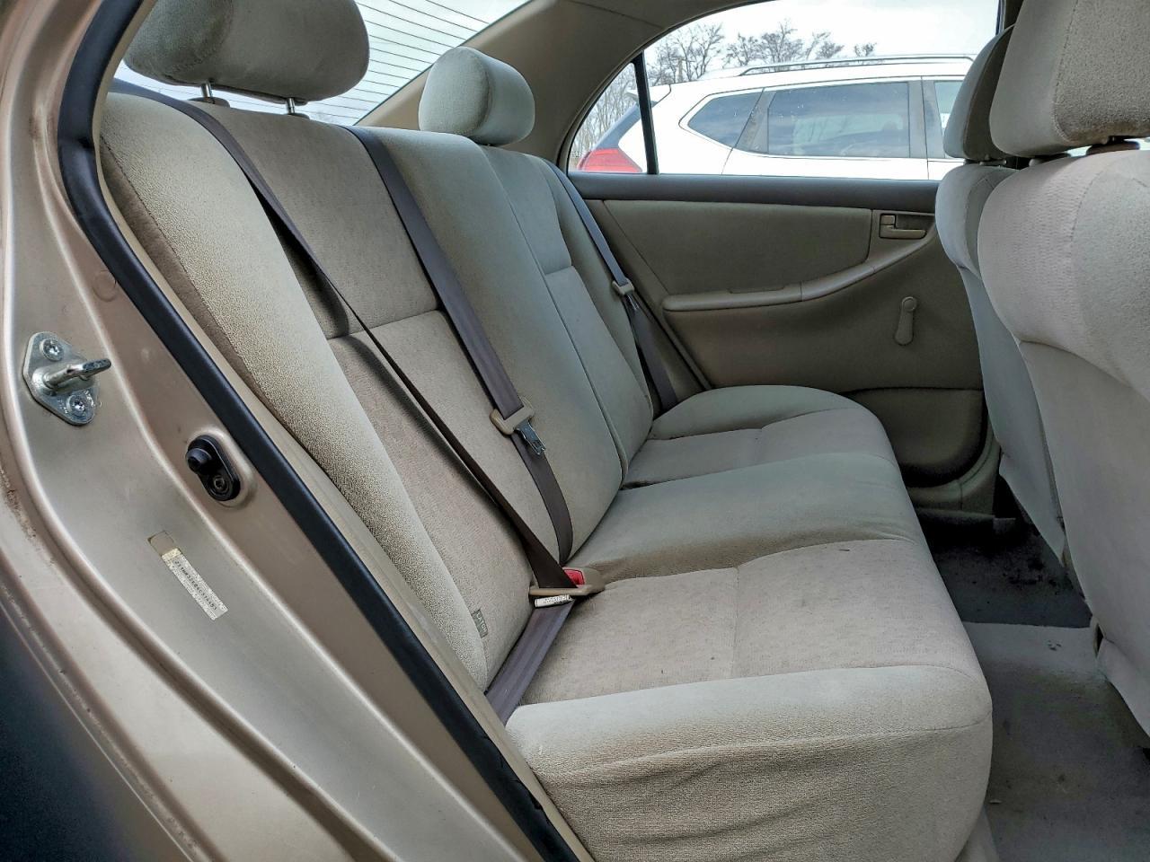 2004 TOYOTA COROLLA