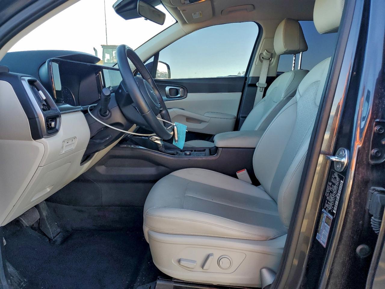 2023 KIA SORENTO
