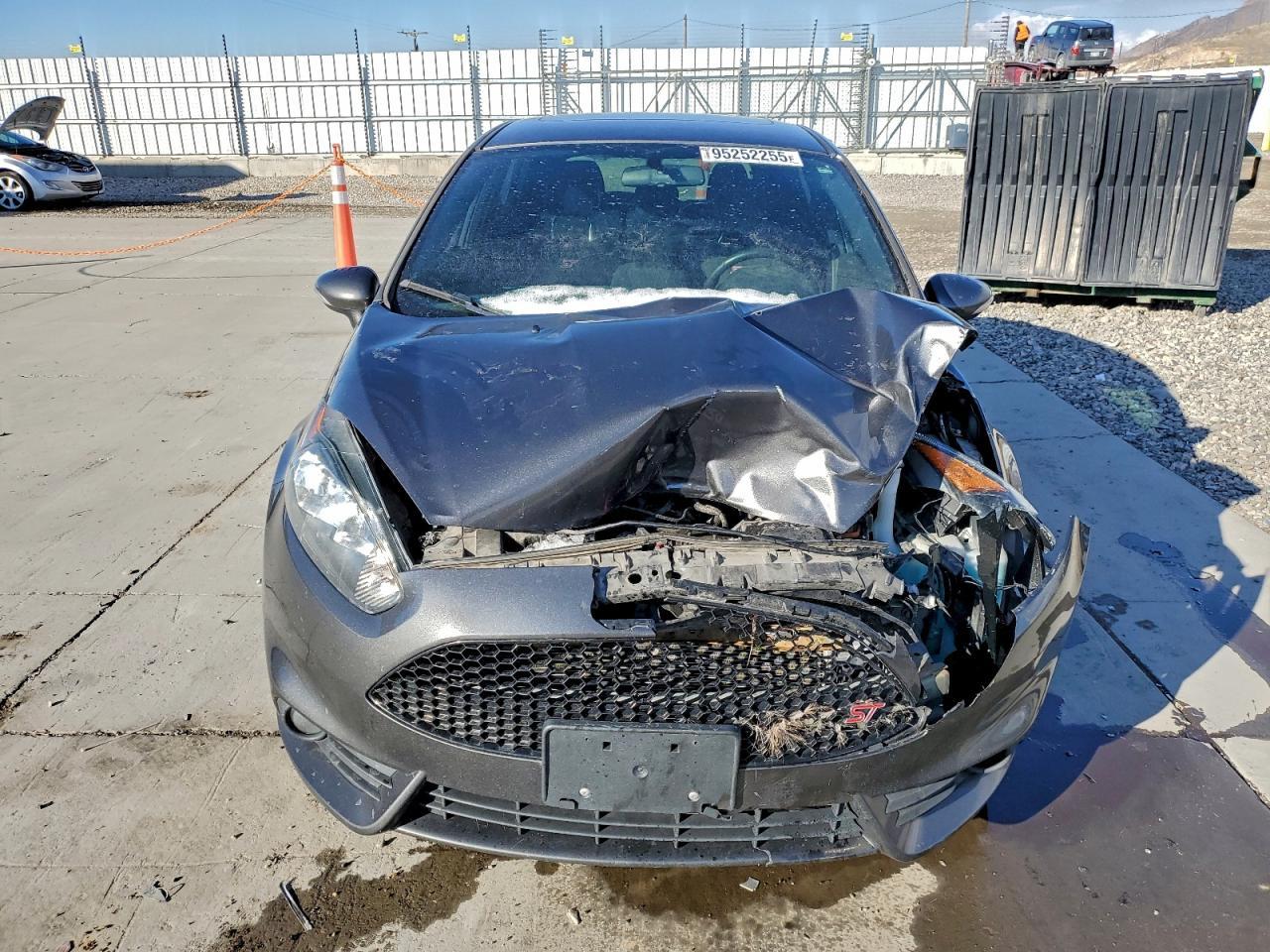 2017 FORD Fiesta