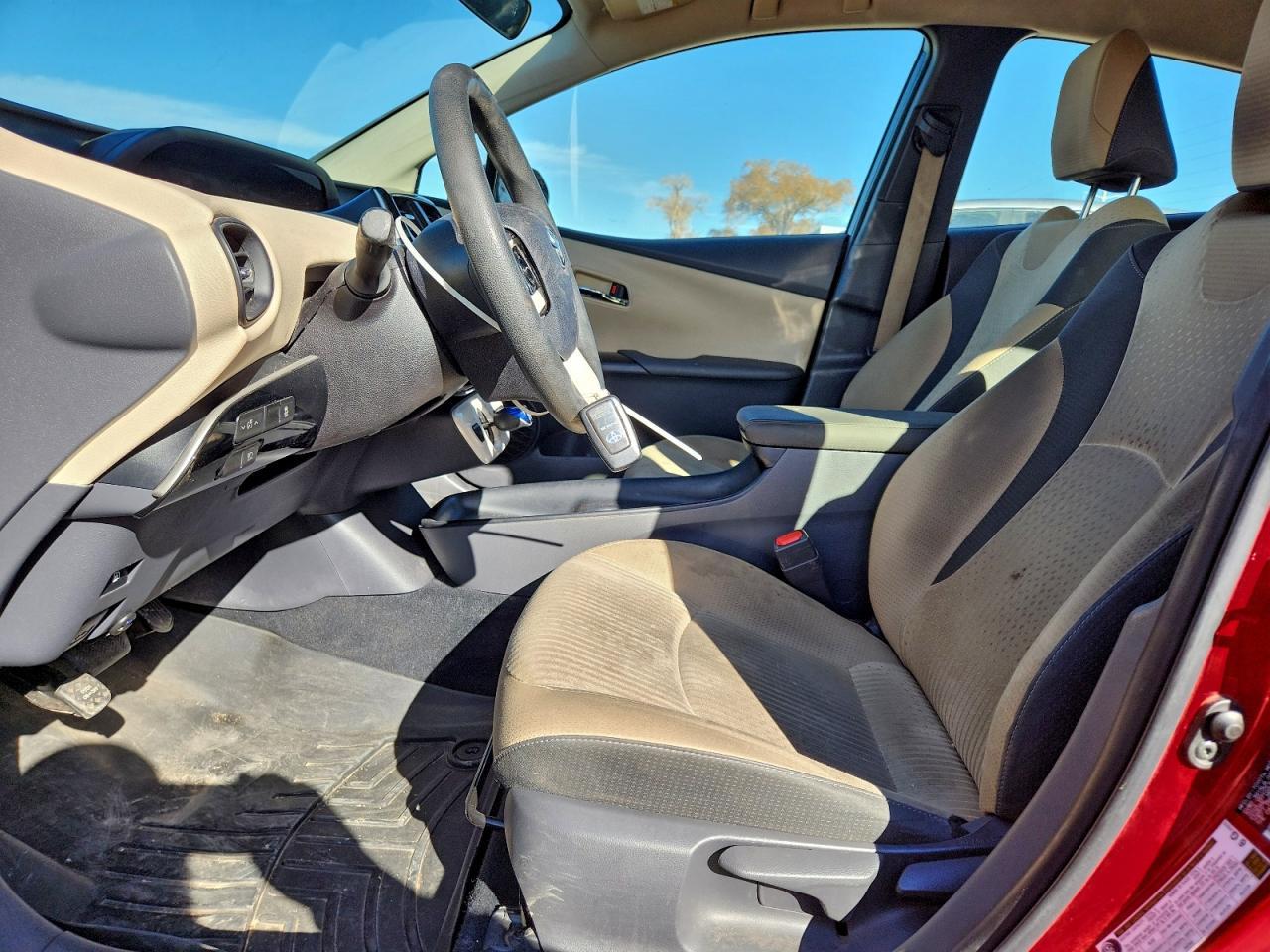2017 TOYOTA PRIUS