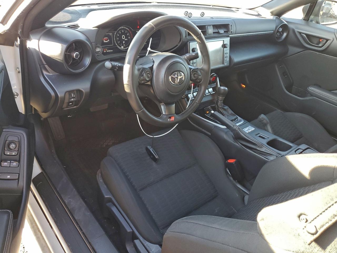 2024 TOYOTA GR 86
