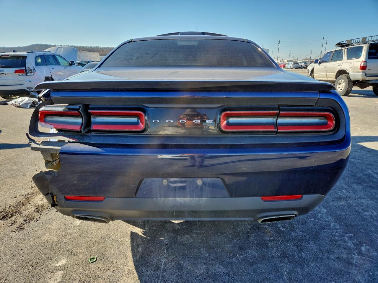 2017 DODGE Challenger