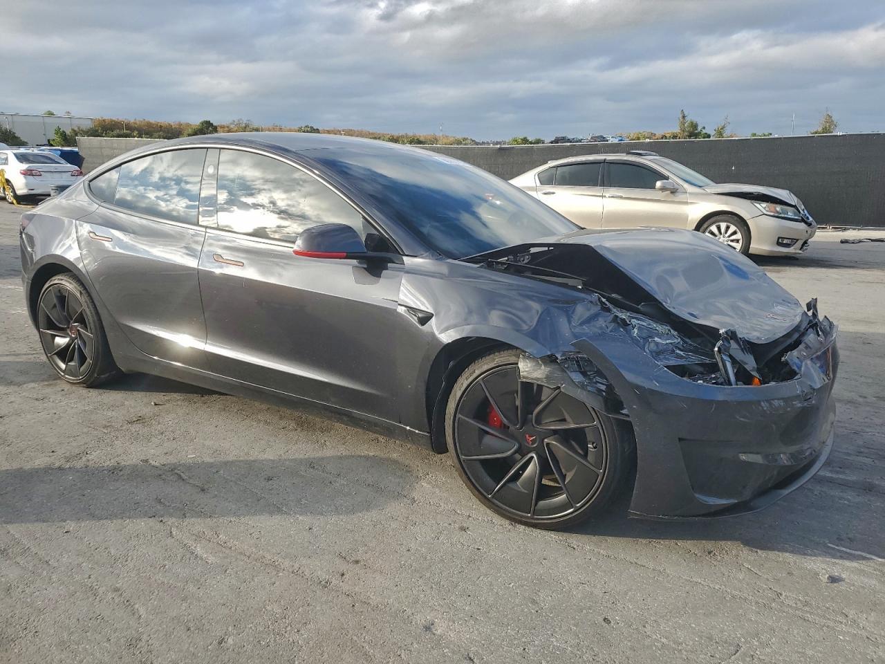 2024 TESLA MODEL 3
