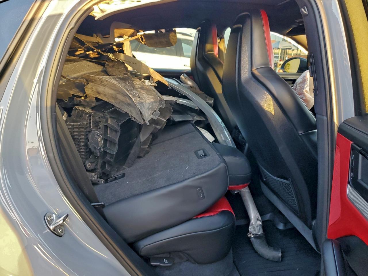 2025 PORSCHE CAYENNE