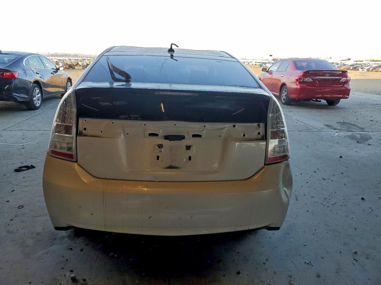 2011 TOYOTA PRIUS