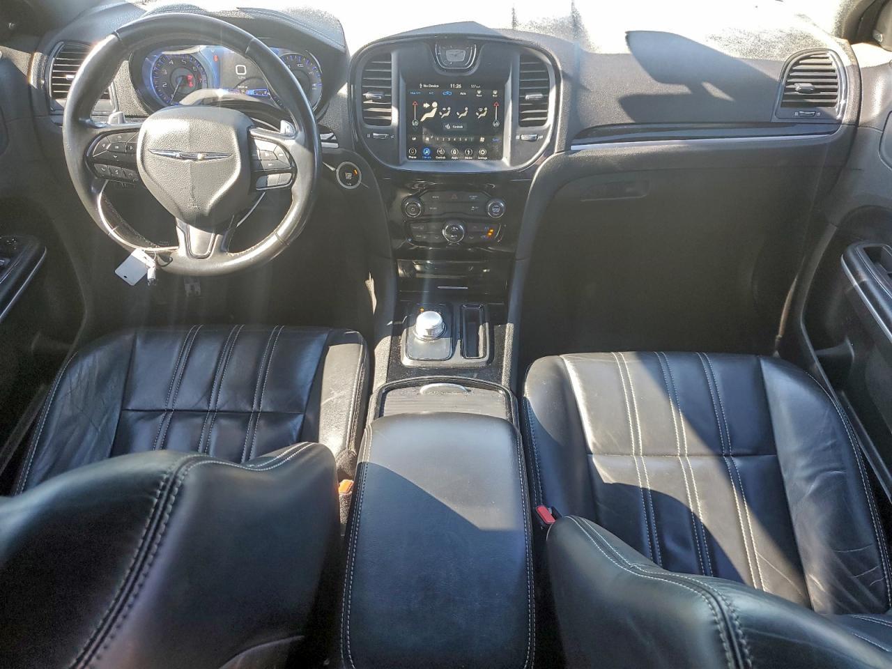 2020 CHRYSLER 300