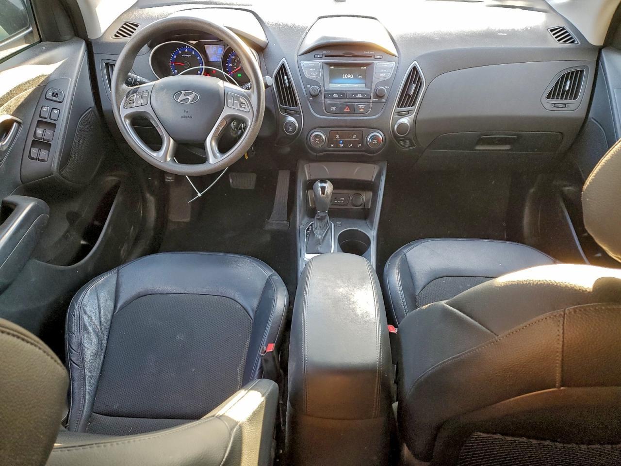 2015 HYUNDAI TUCSON