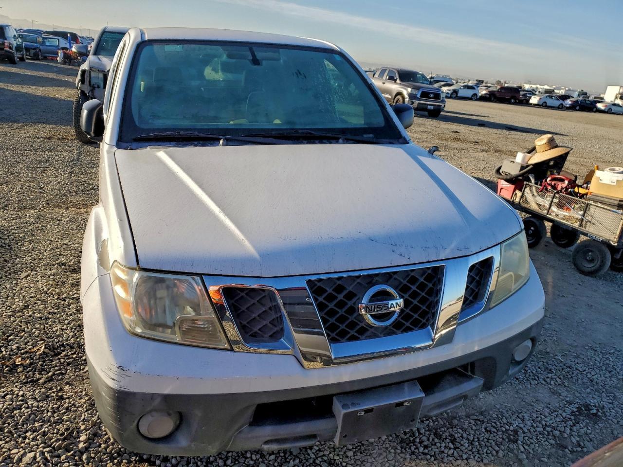 2012 NISSAN Frontier