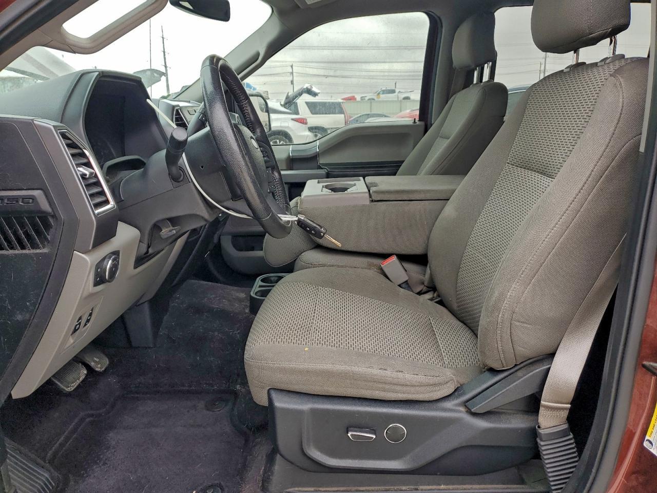 2015 FORD F-150