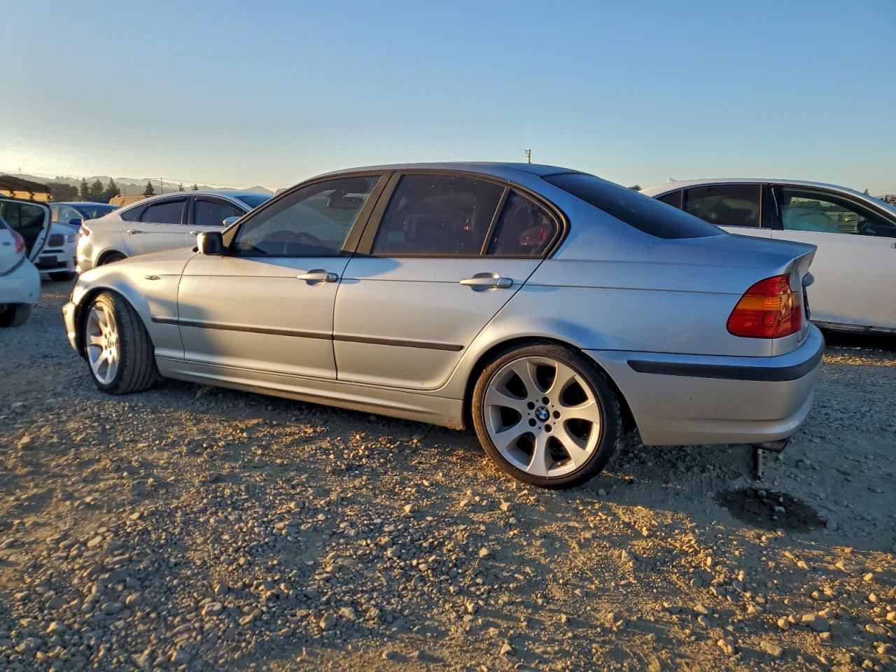 2004 BMW 3 SERIES