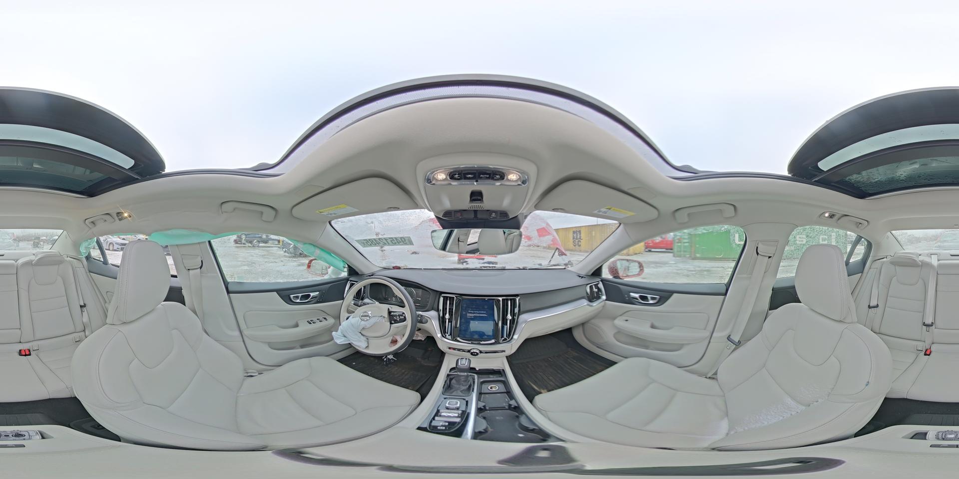 2019 VOLVO S60