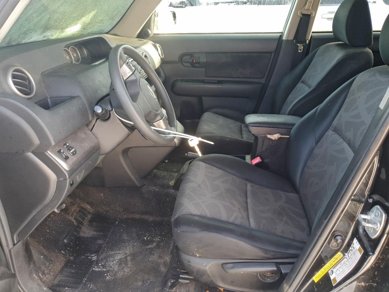 2013 TOYOTA SCION