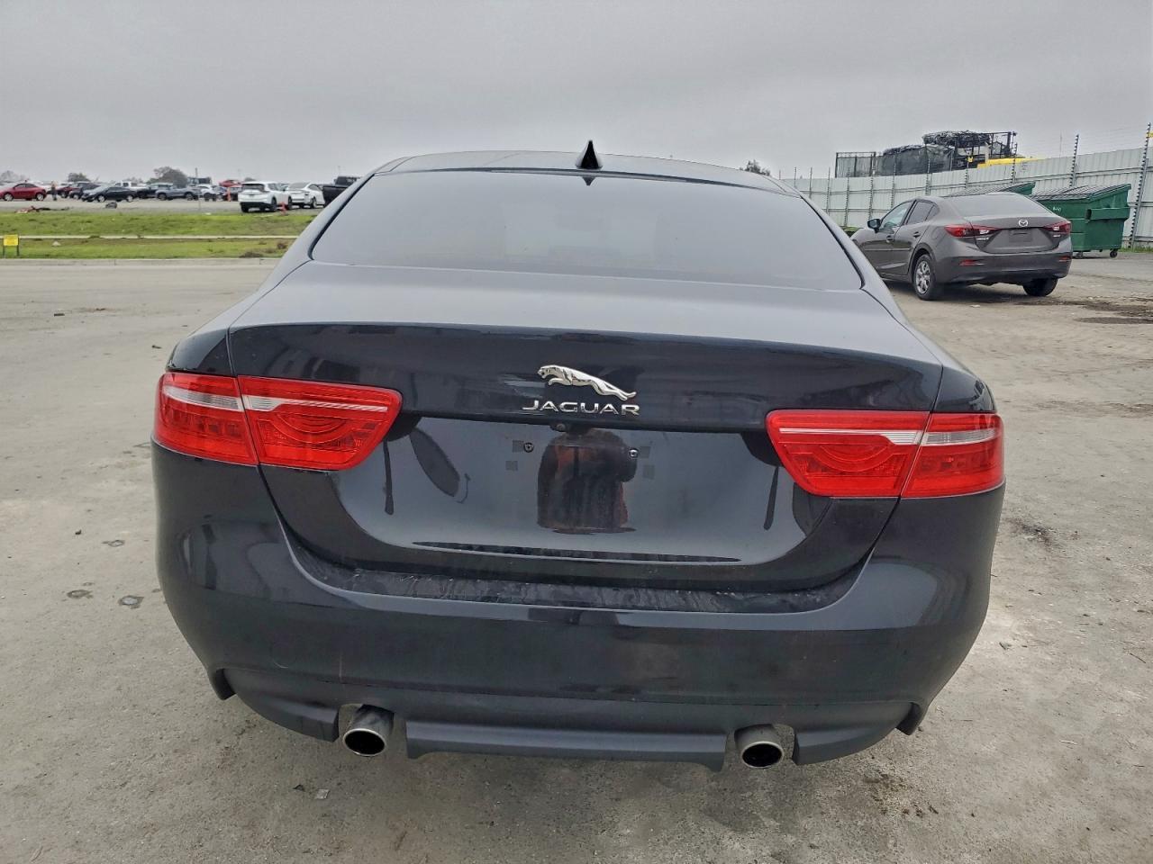 2019 JAGUAR XE