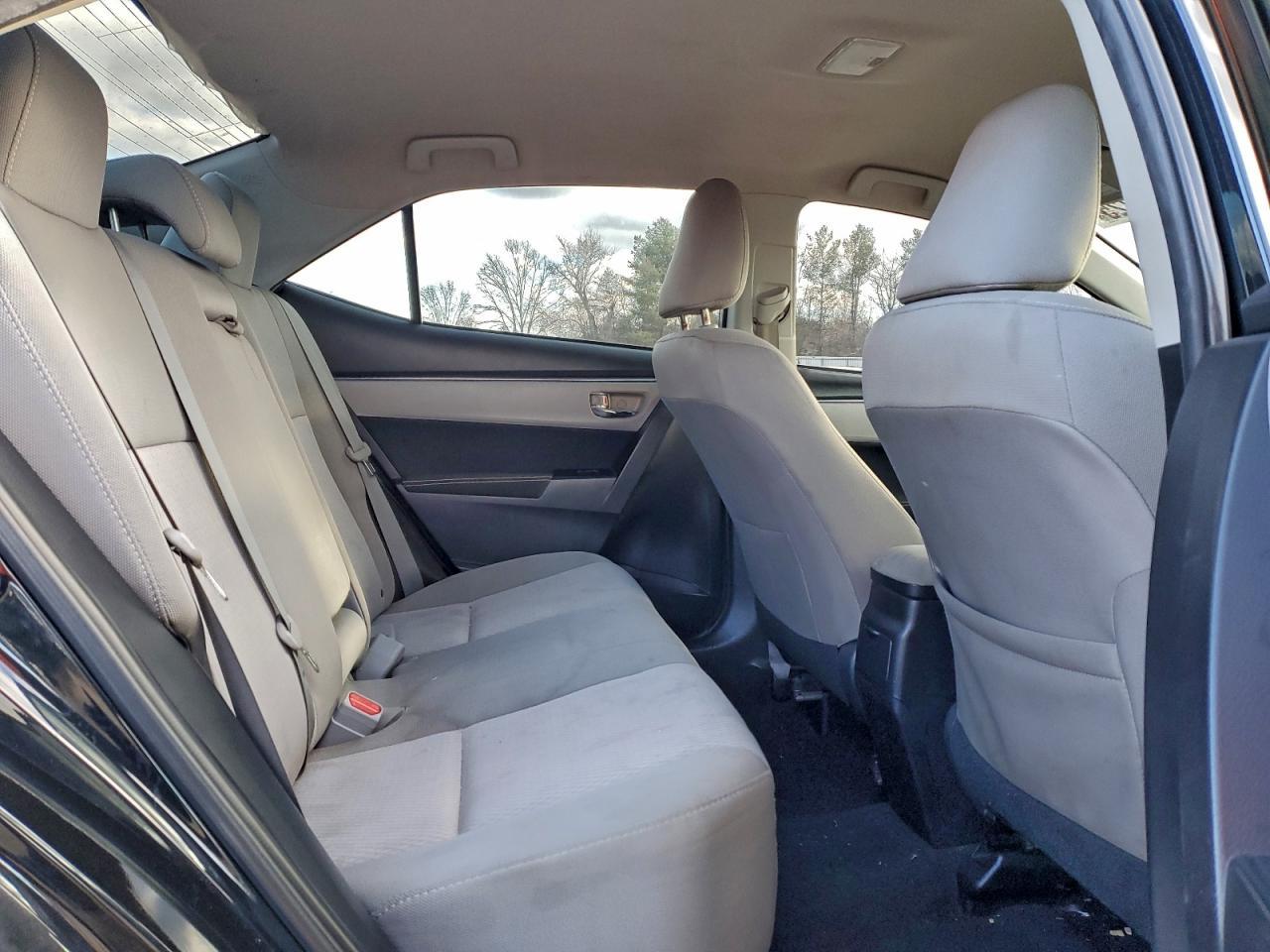 2015 TOYOTA COROLLA