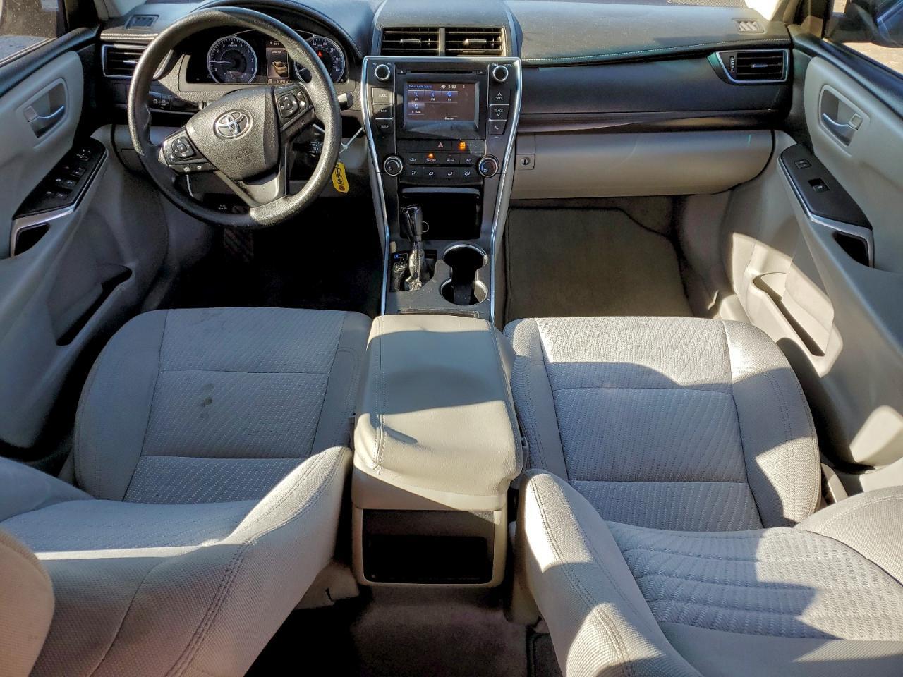 2016 TOYOTA CAMRY
