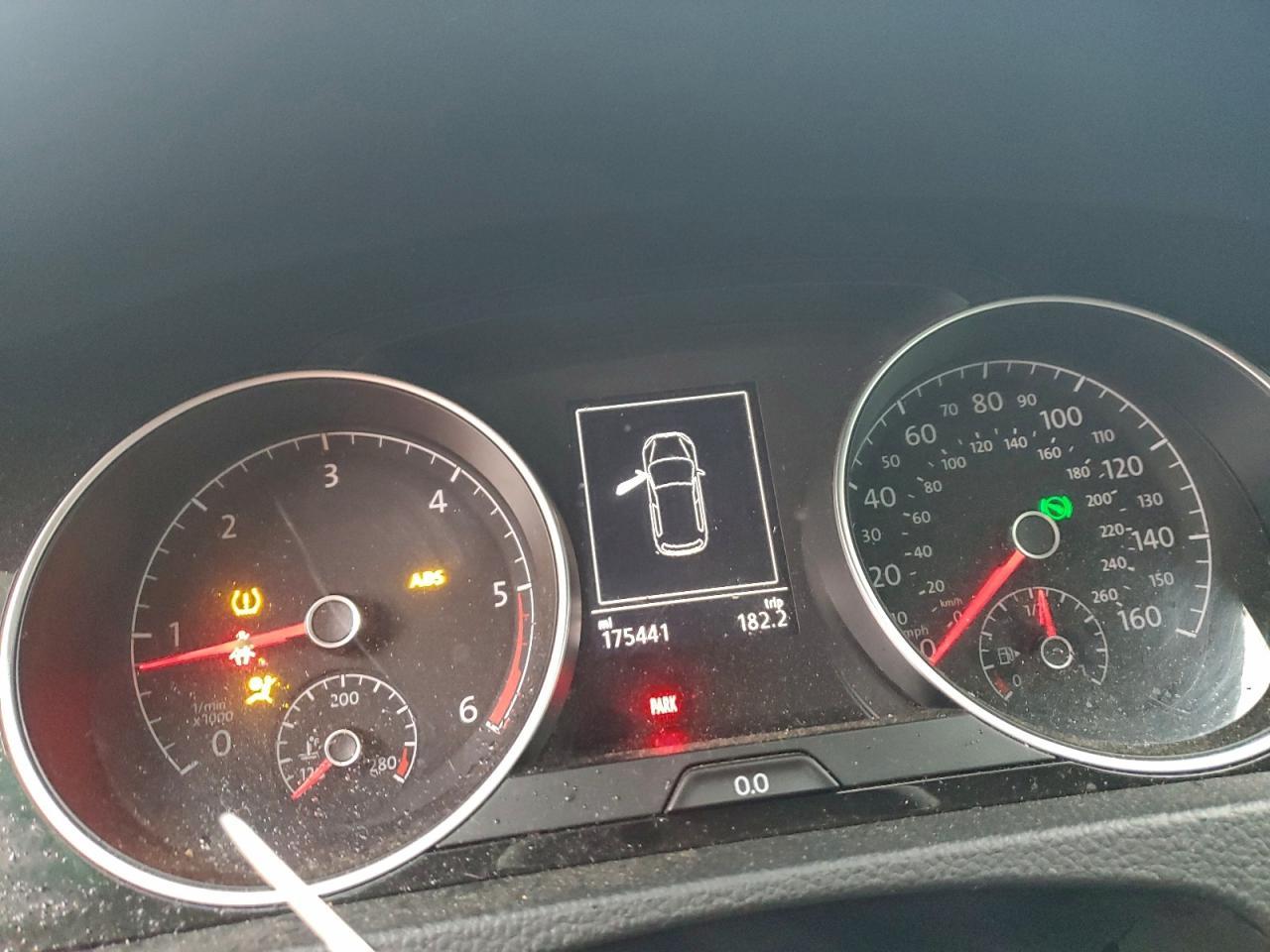2015 VOLKSWAGEN GOLF