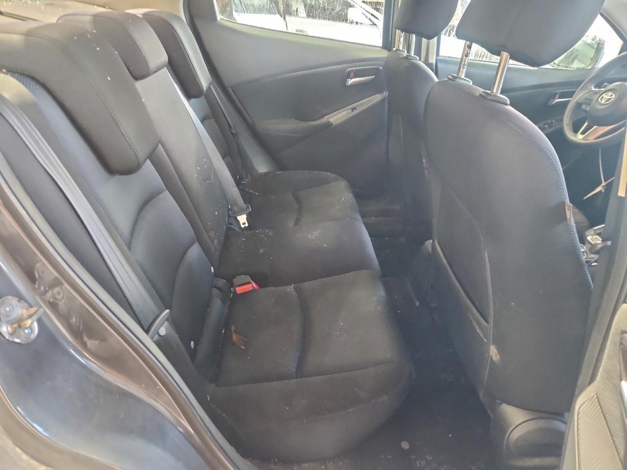2017 TOYOTA YARIS