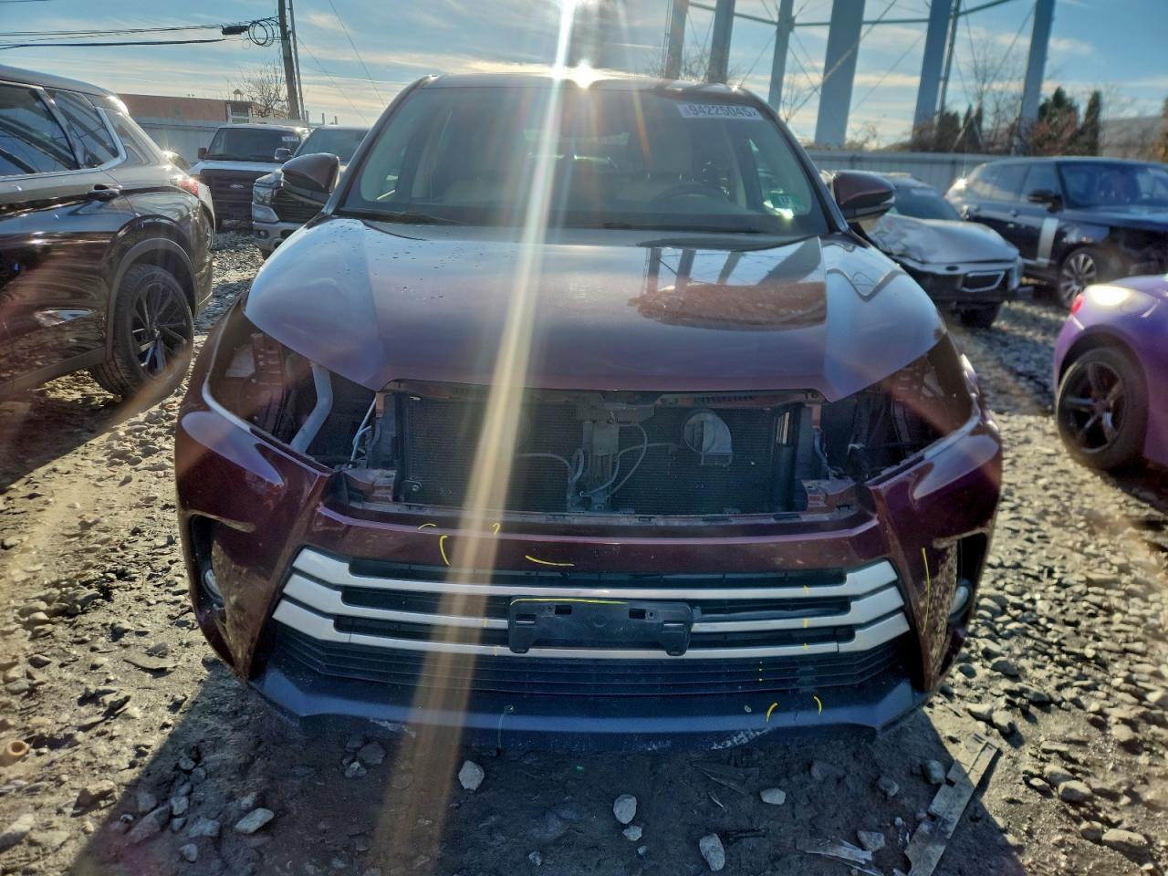 2017 TOYOTA HIGHLANDER