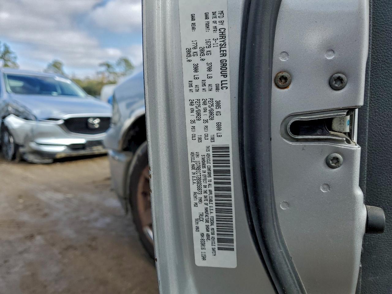 2011 DODGE RAM 1500