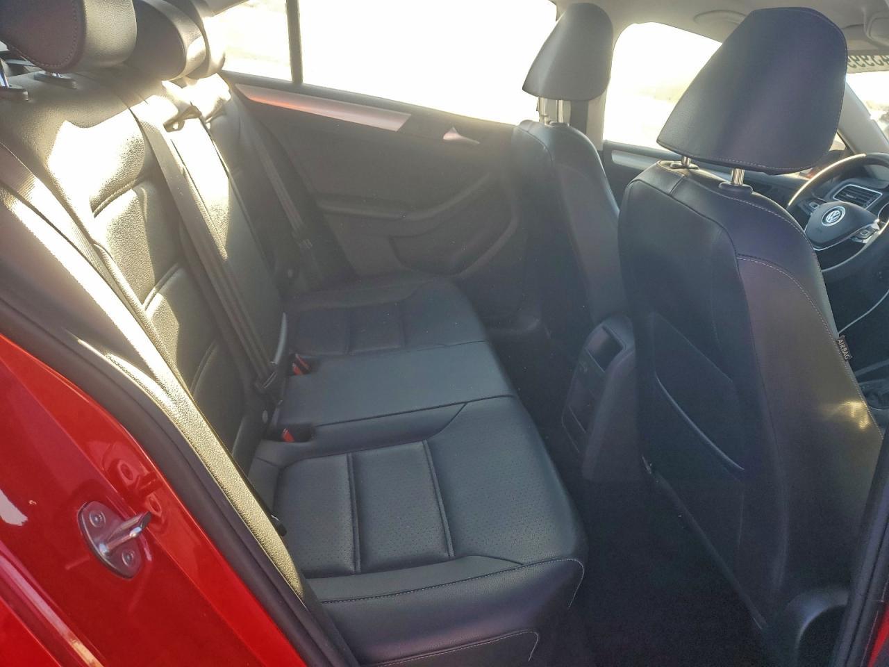 2018 VOLKSWAGEN JETTA
