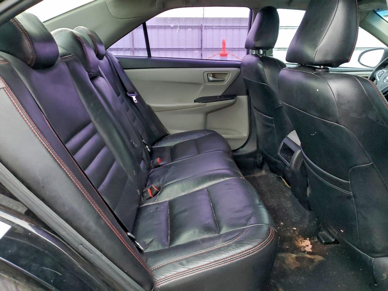 2015 TOYOTA CAMRY