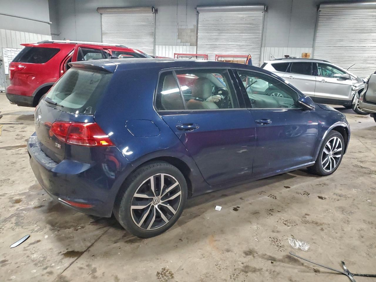 2015 VOLKSWAGEN GOLF