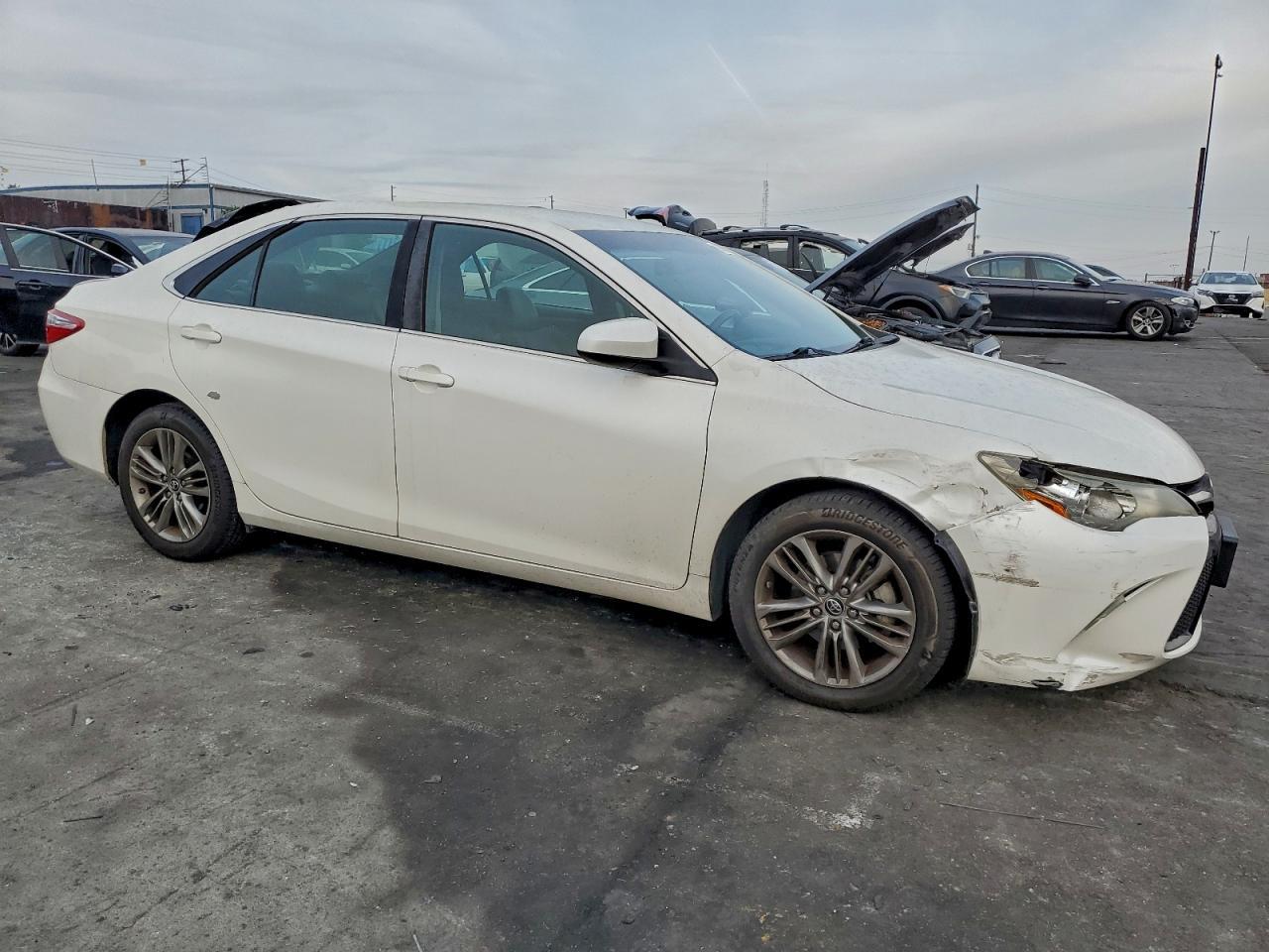 2015 TOYOTA CAMRY