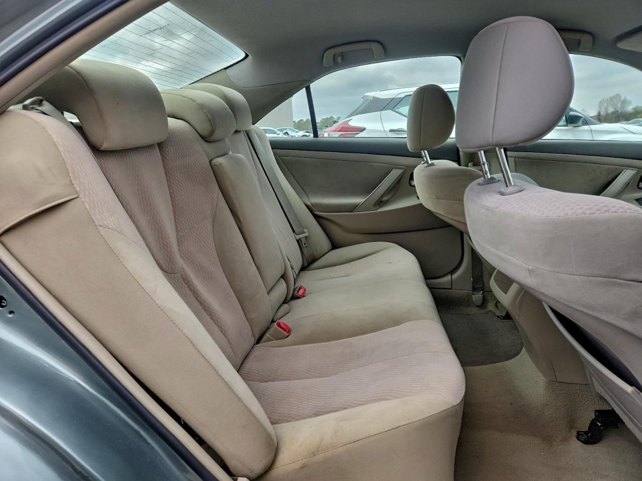 2011 TOYOTA CAMRY