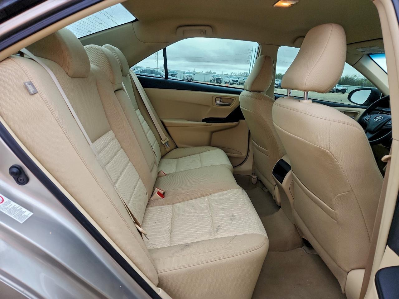 2016 TOYOTA CAMRY