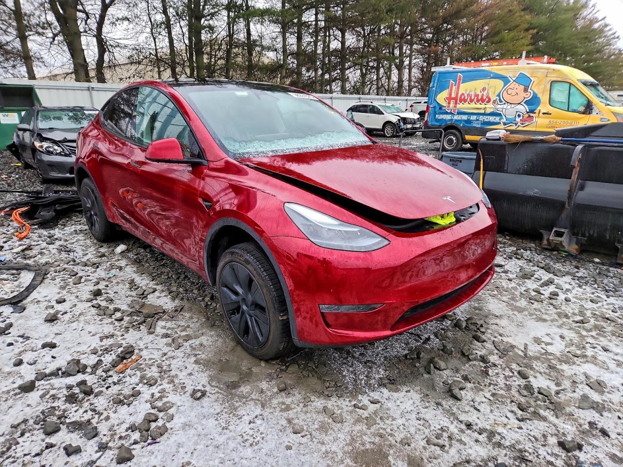 2024 TESLA MODEL Y