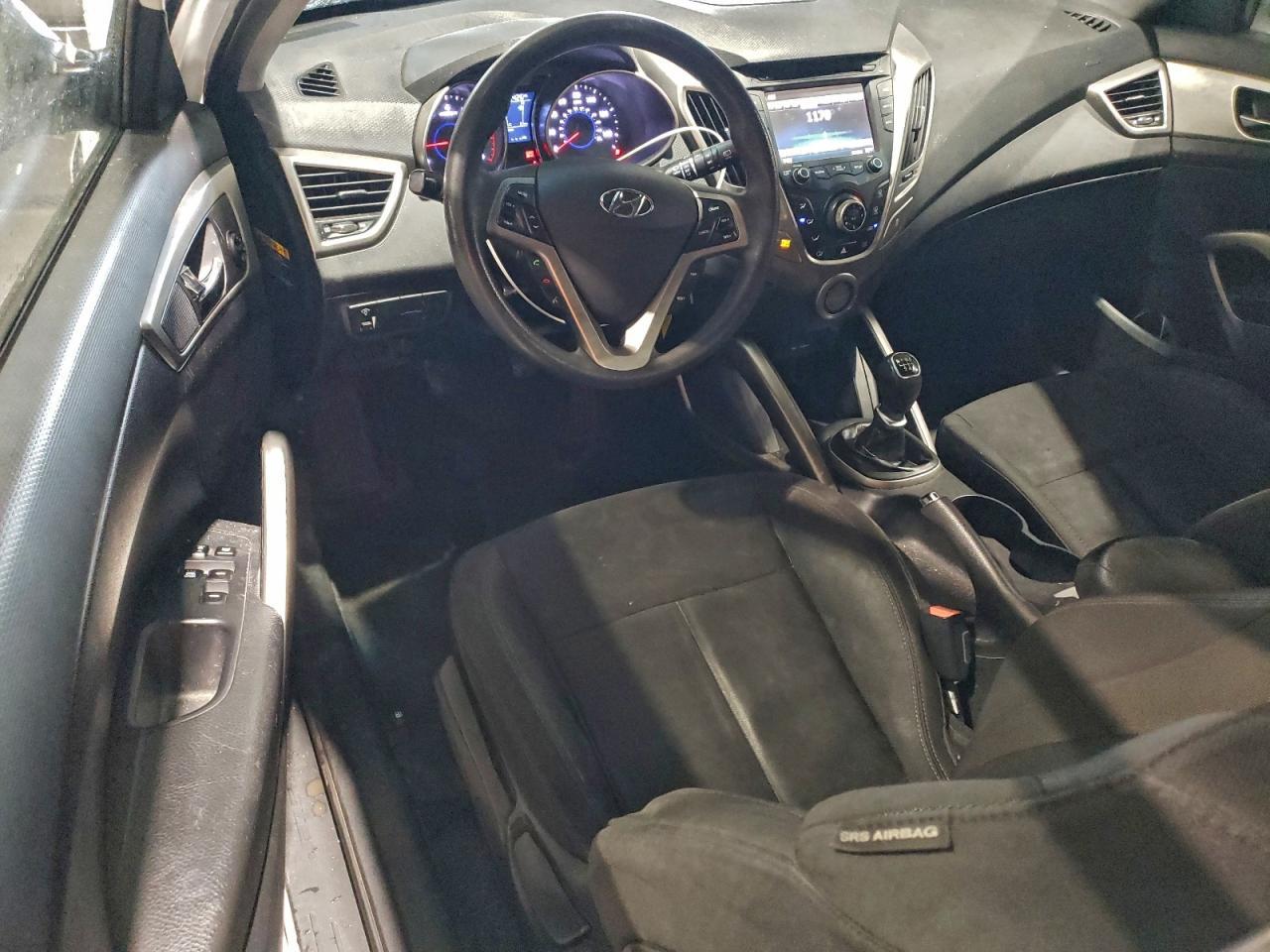 2013 HYUNDAI VELOSTER