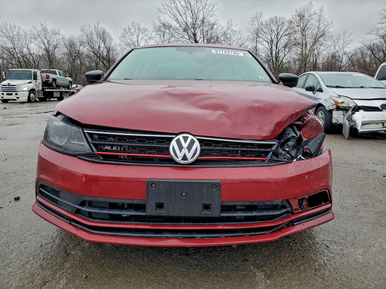 2016 VOLKSWAGEN JETTA