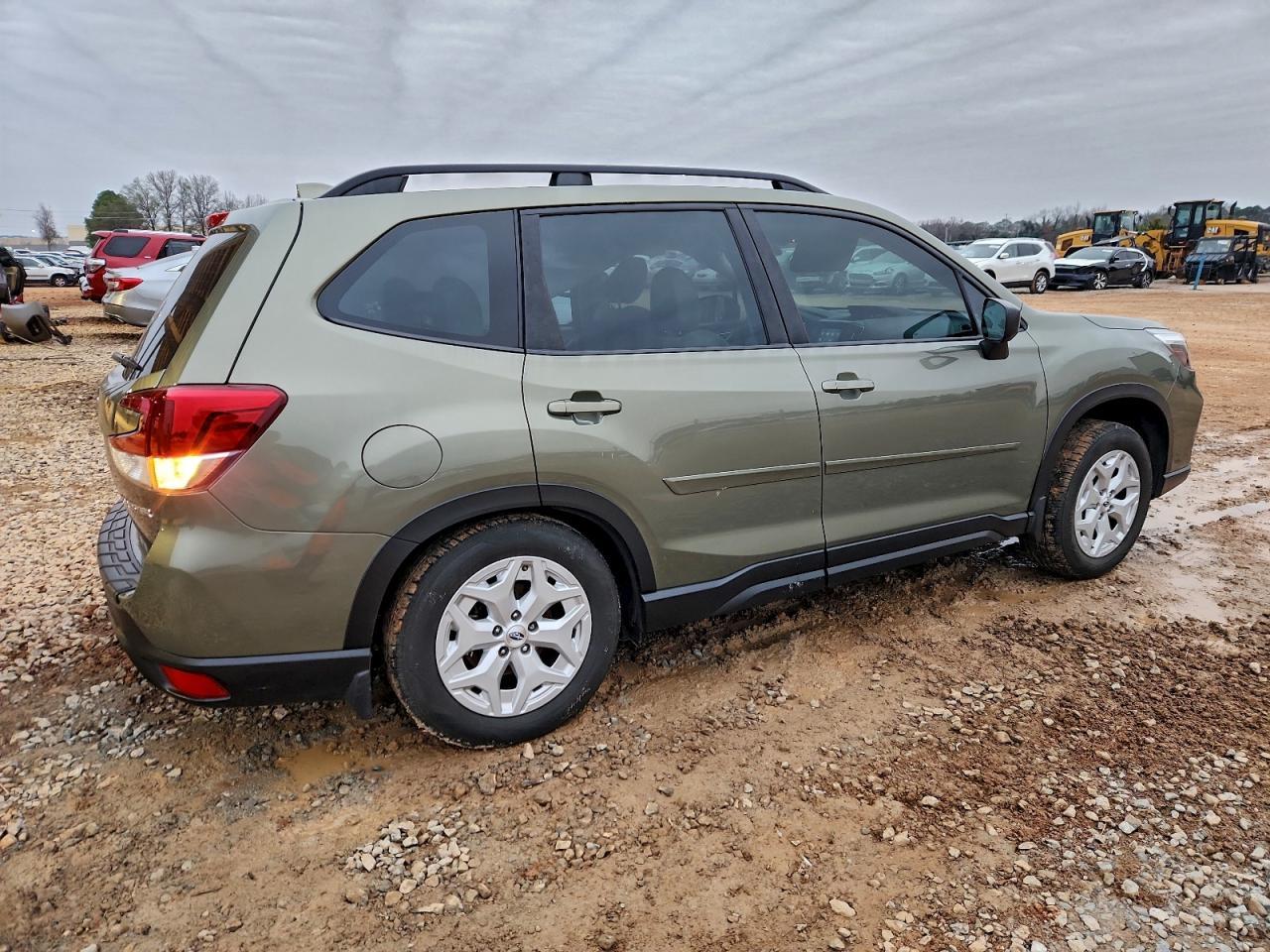2021 SUBARU FORESTER