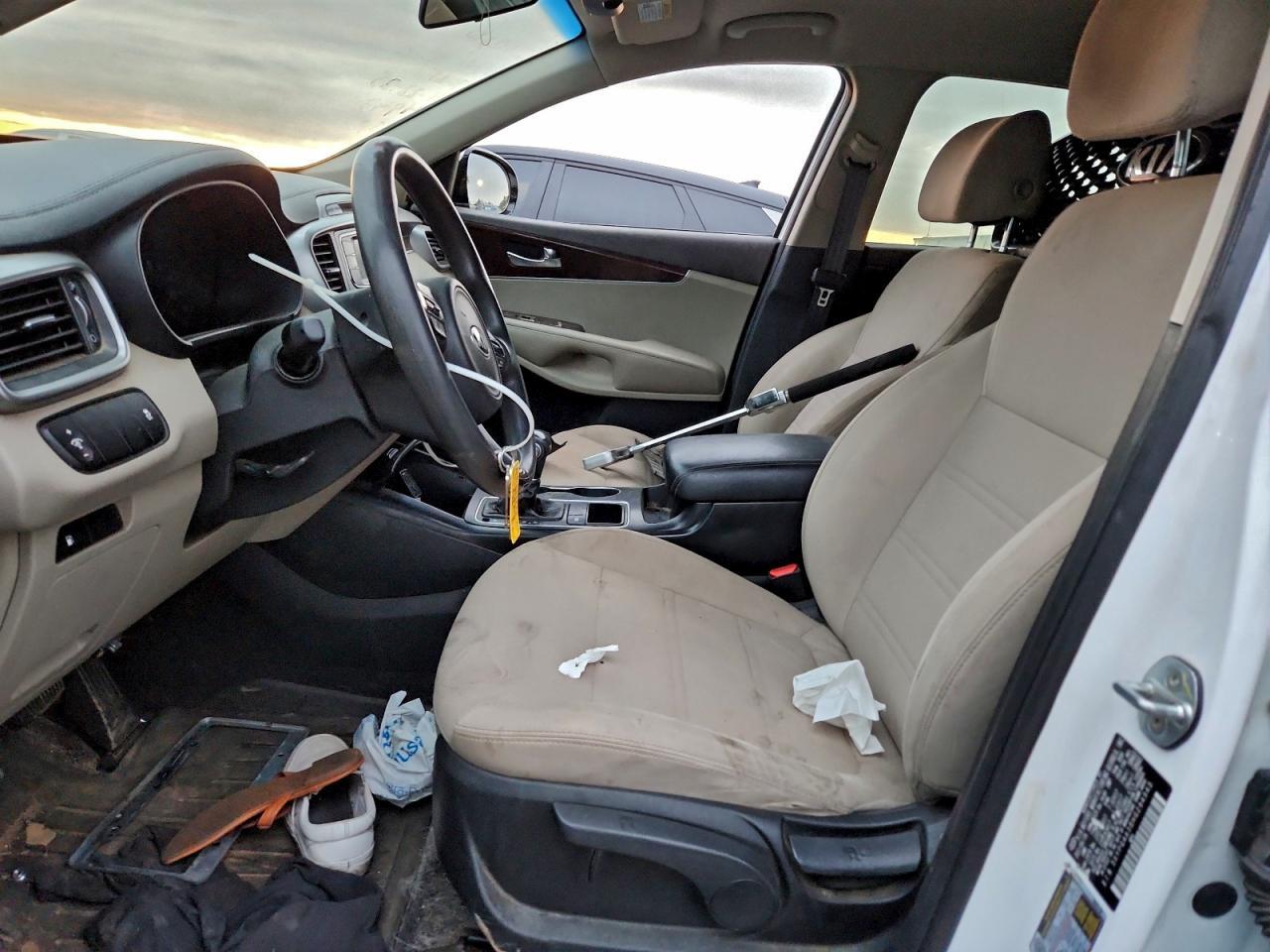 2017 KIA SORENTO