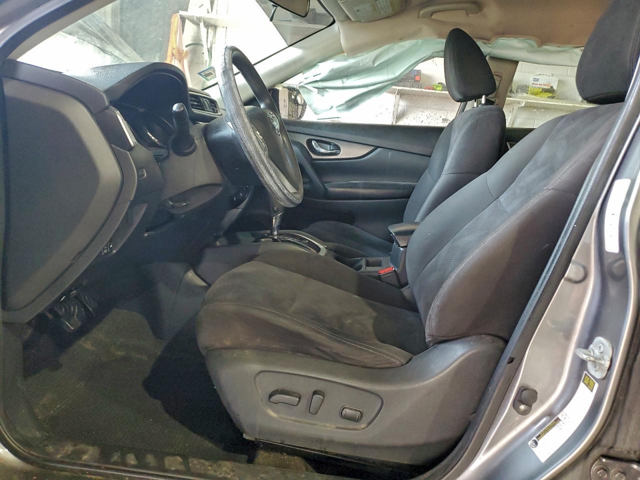 2015 NISSAN ROGUE