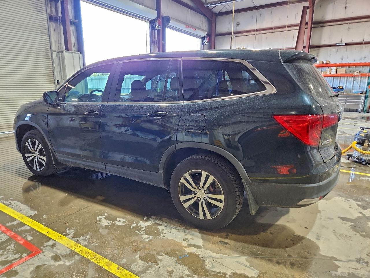 2017 HONDA PILOT