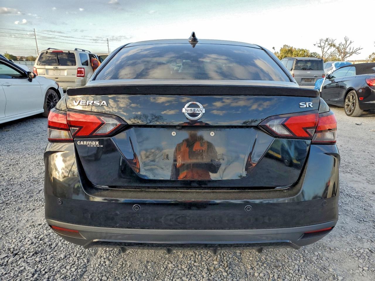 2020 NISSAN VERSA