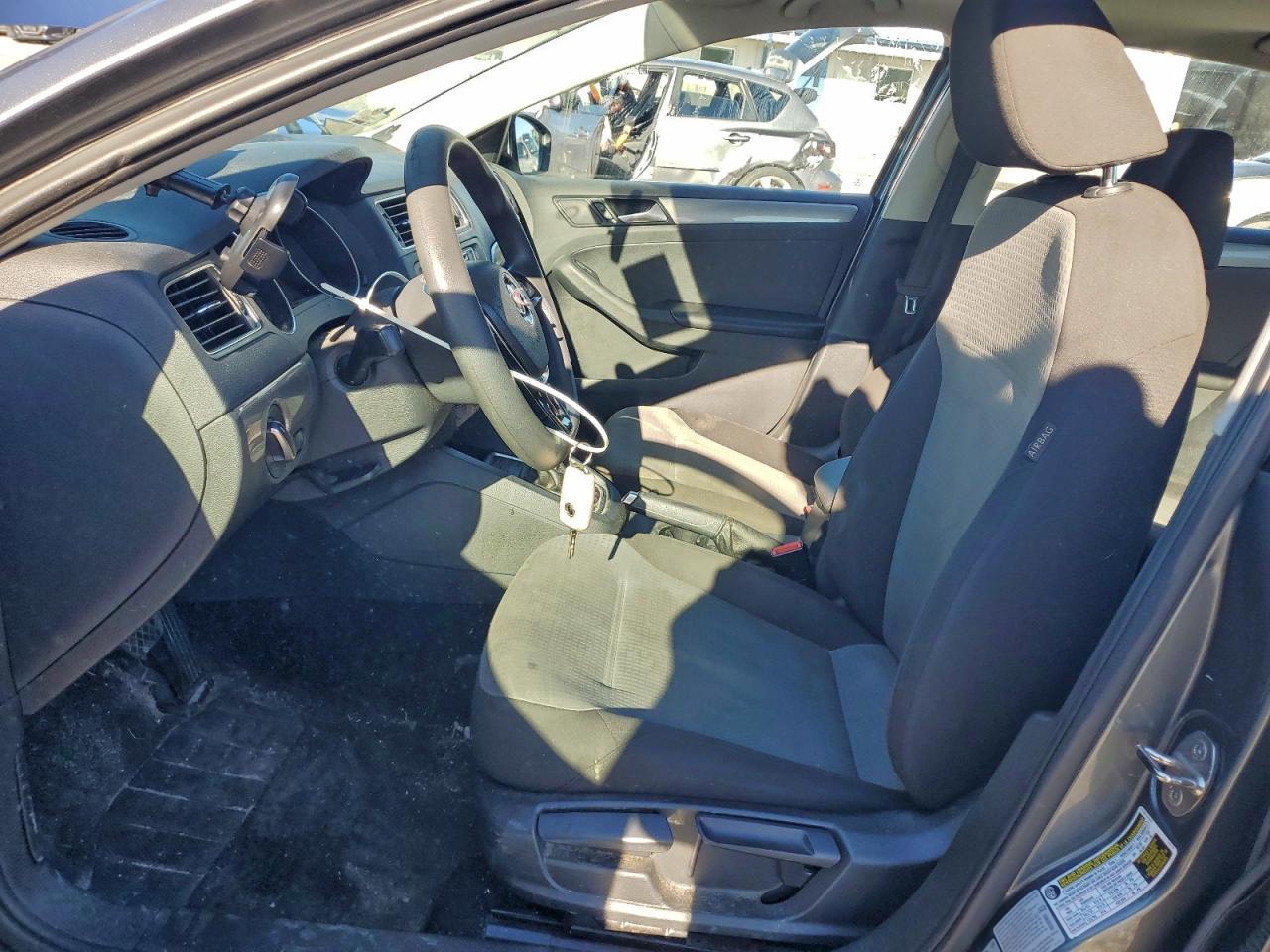 2017 VOLKSWAGEN JETTA