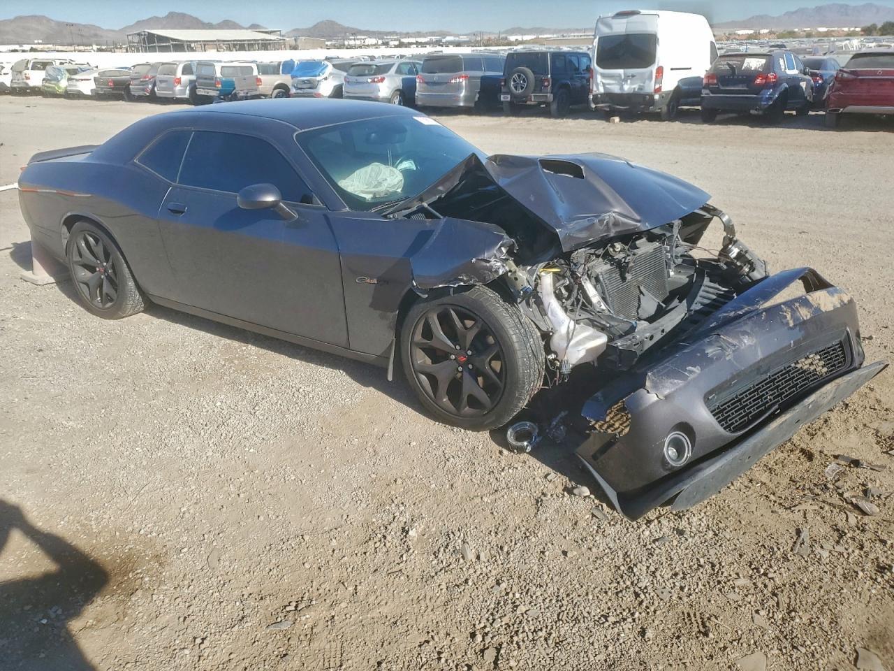 2016 DODGE Challenger