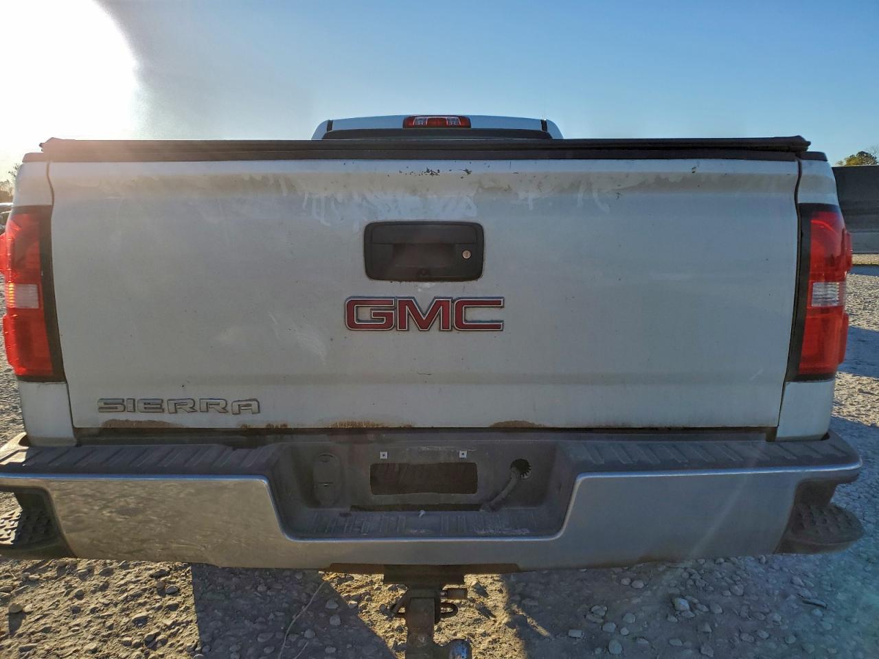 2018 GMC Sierra