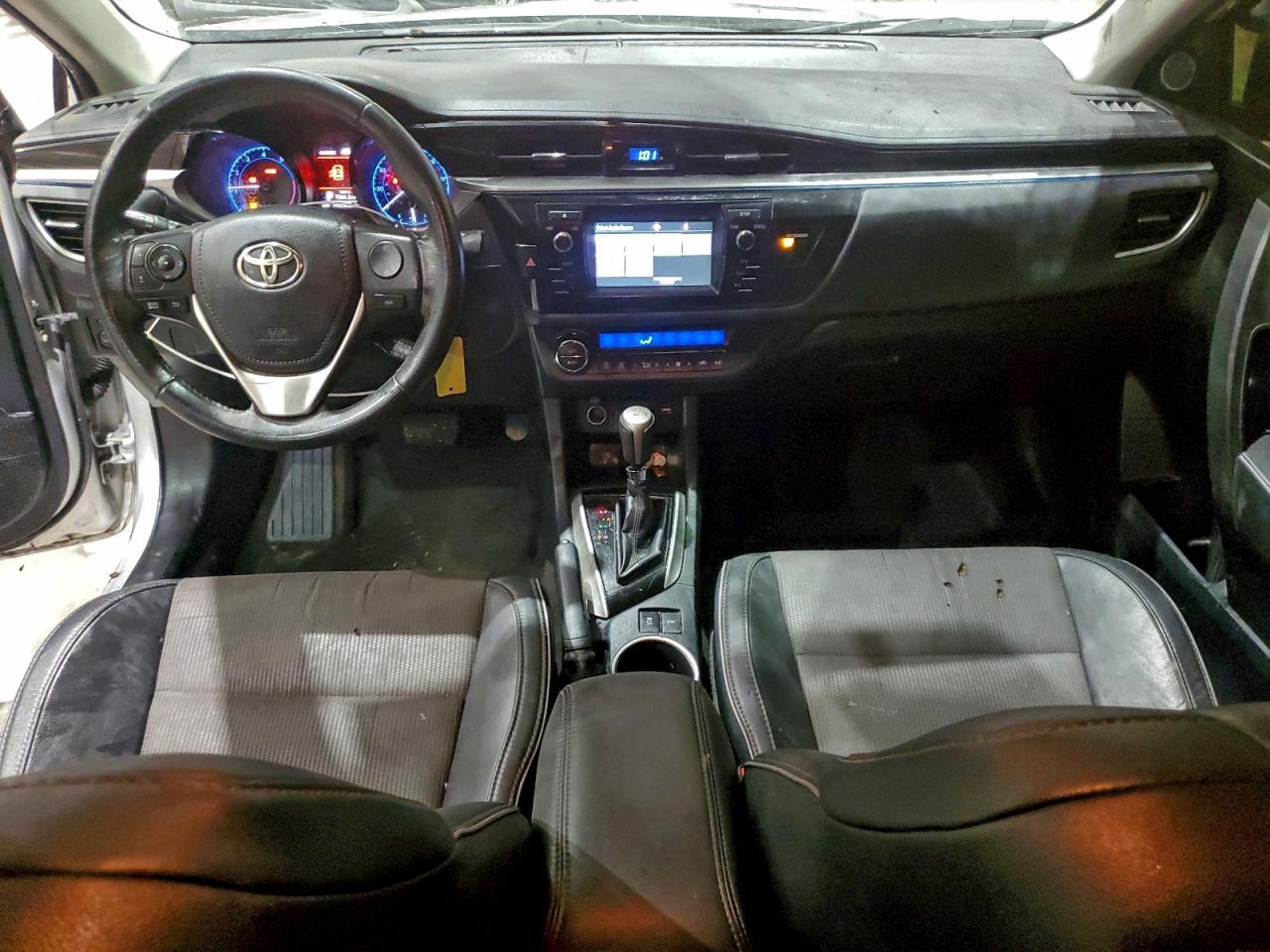 2016 TOYOTA COROLLA