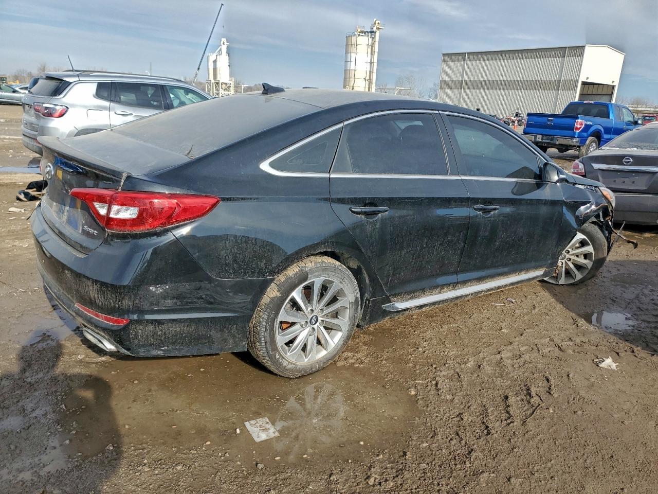 2016 HYUNDAI SONATA