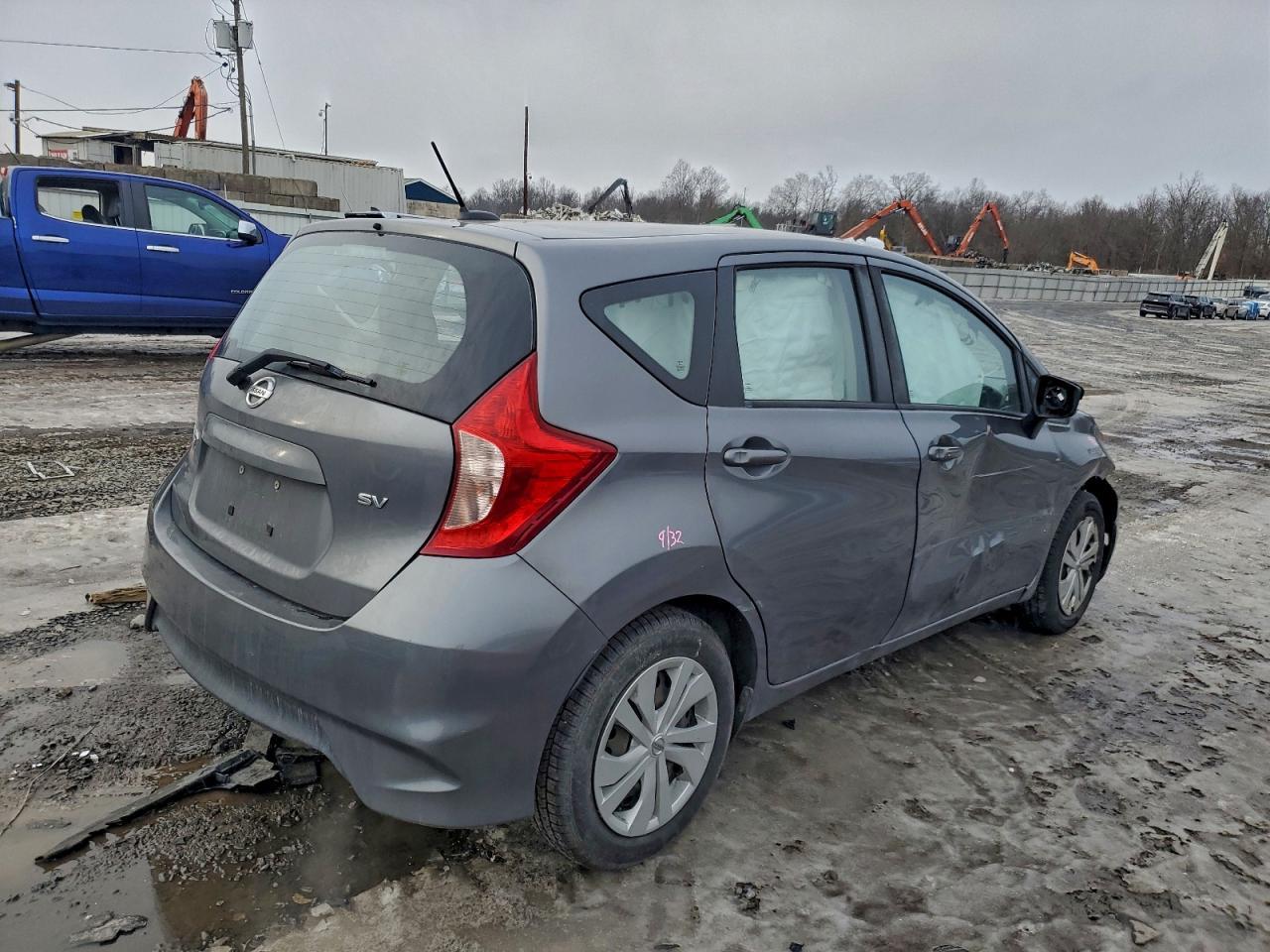 2017 NISSAN Versa Note