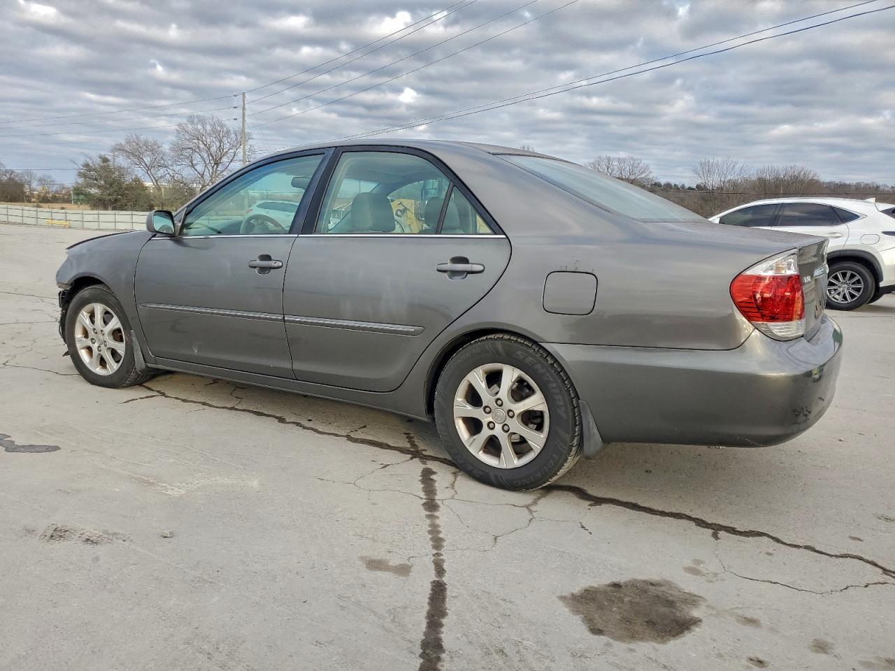 2005 TOYOTA CAMRY